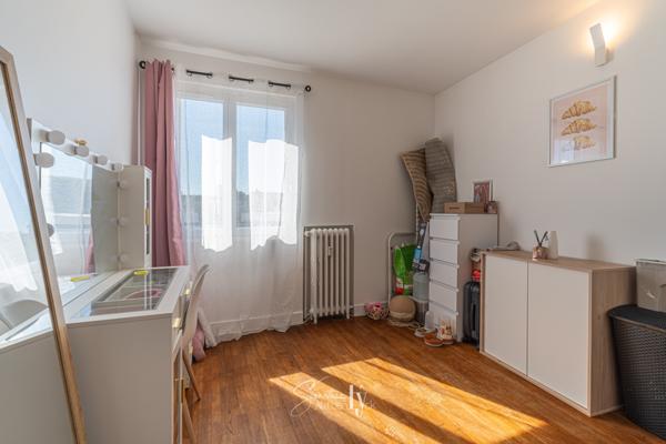 Appartement
         3 pièces
        - 53 m² Exclusivité 97 100 € *