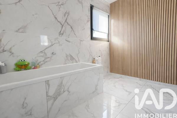 Maison à vendre 4 pièces 116 m² Pollestres