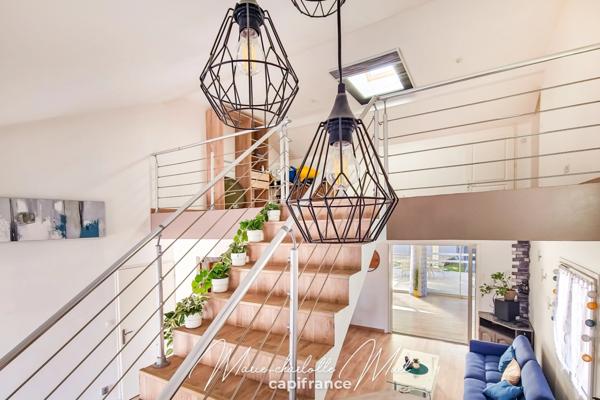 Grande maison familiale avec logement indépendant, garages et dépendances