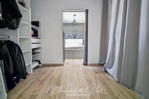 Grande maison familiale avec logement indépendant, garages et dépendances