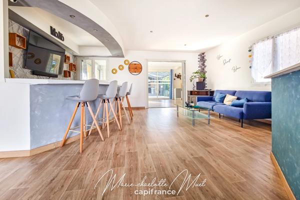 Grande maison familiale avec logement indépendant, garages et dépendances