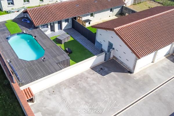 Grande maison familiale avec logement indépendant, garages et dépendances