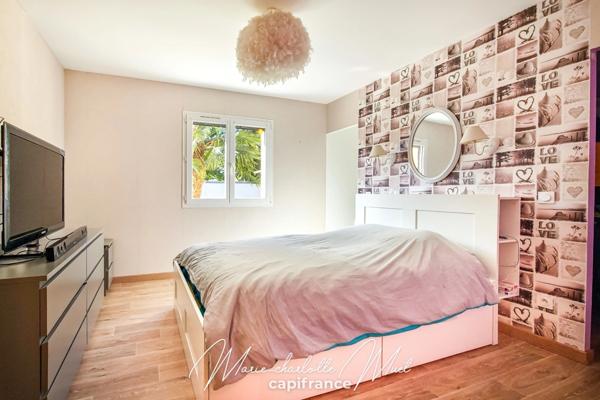 Grande maison familiale avec logement indépendant, garages et dépendances