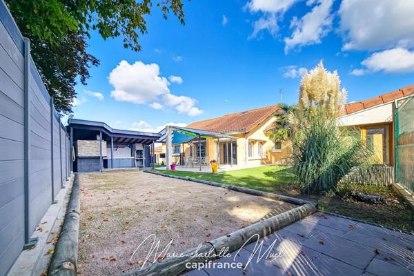 Grande maison familiale avec logement indépendant, garages et dépendances