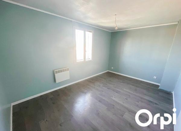 Maison à vendre    5 pièces •  Bollène