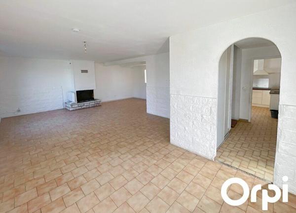 Maison à vendre    5 pièces •  Bollène