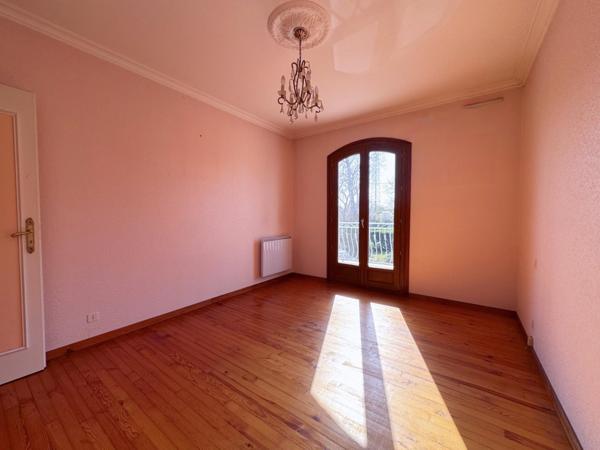 A Grenade, maison T4 de 118m2 idéale pour une famille et le télétravail