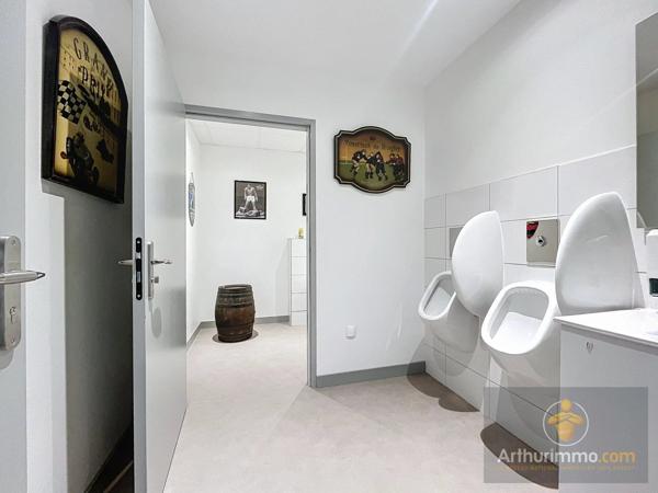 Vente Fonds de commerce 4 pièces 420 m2 à Succieu