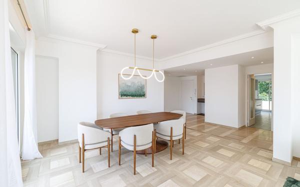 Appartement à vendre    5 pièces • 167,34 m2 Nice