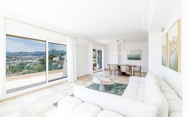 Appartement à vendre    5 pièces • 167,34 m2 Nice
