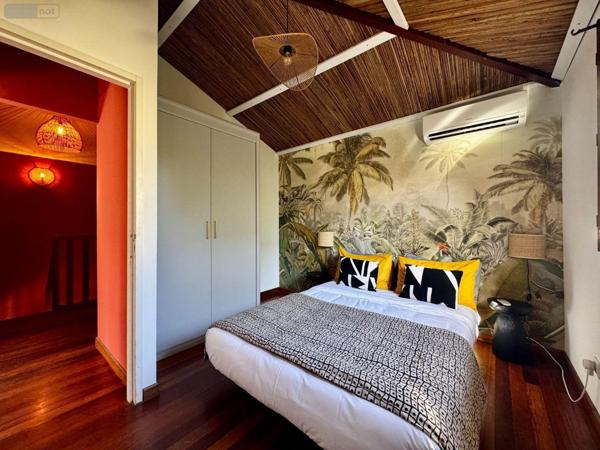 Maison restaurée à vendre à L'Étang-Salé à la Réunion (97427), ref : 97424/159   
Etang-Salé les Bains