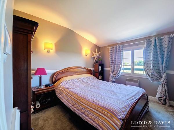 Bordeaux et Angoulême à 45 min – Maison familiale avec piscine sur parc arboré de 4 350 m²