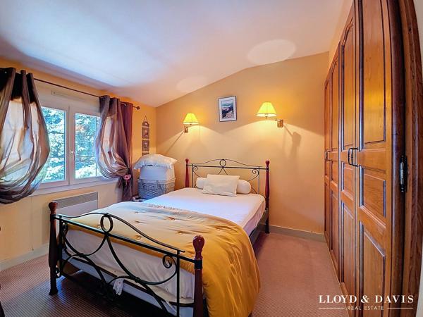 Bordeaux et Angoulême à 45 min – Maison familiale avec piscine sur parc arboré de 4 350 m²