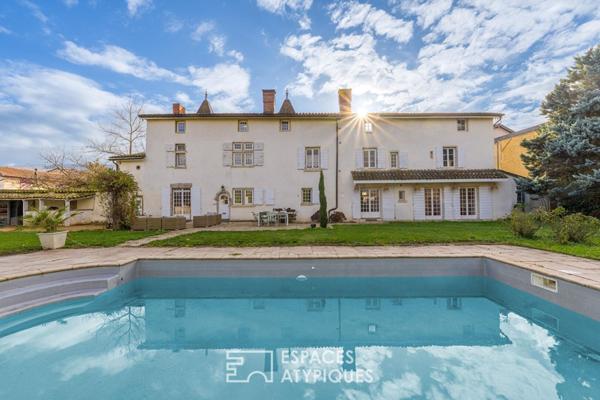 Bâtisse de caractère en plein coeur de Chasselay