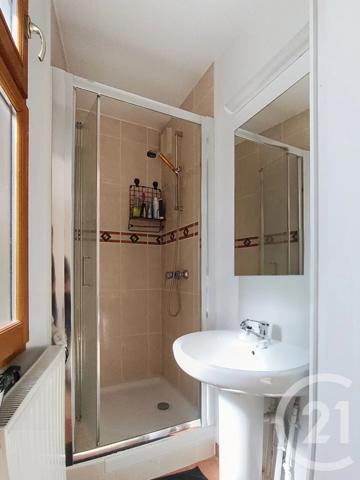 Appartement F4 à vendre  4 pièces - 79,65 m 2   ST DENIS  - 93