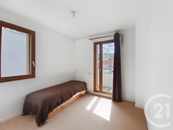 Appartement F4 à vendre  4 pièces - 79,65 m 2   ST DENIS  - 93