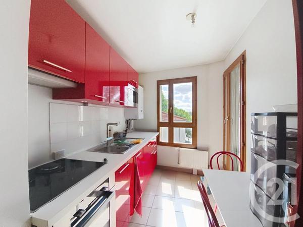 Appartement F4 à vendre  4 pièces - 79,65 m 2   ST DENIS  - 93