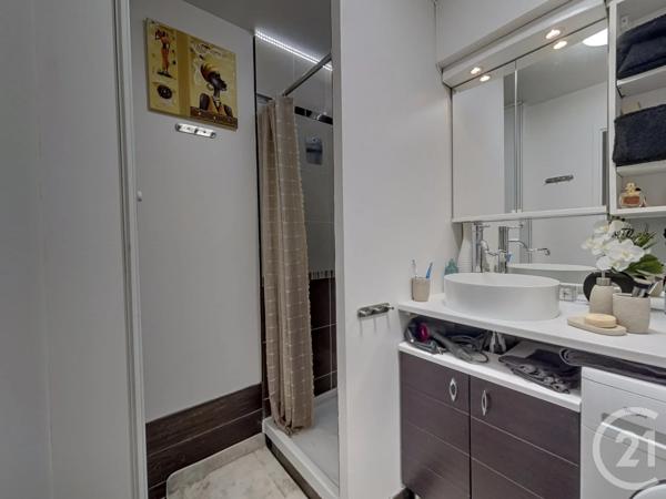 Appartement F4 à vendre  4 pièces - 69,48 m 2   DRANCY  - 93