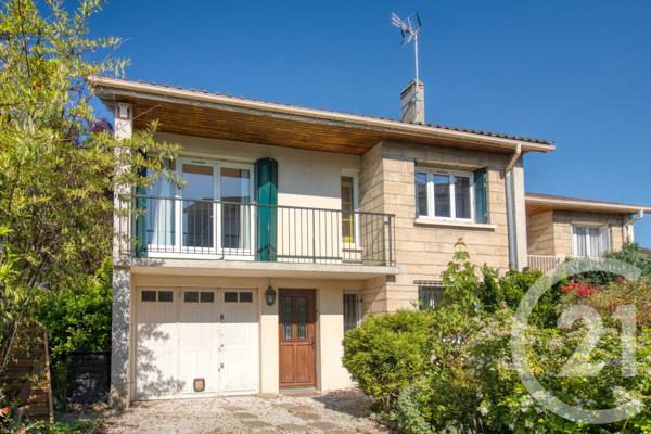 Maison à vendre  6 pièces - 118,99 m 2   ERMONT  - 95