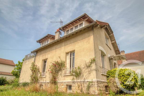 Maison à vendre  6 pièces - 118,99 m 2   ERMONT  - 95