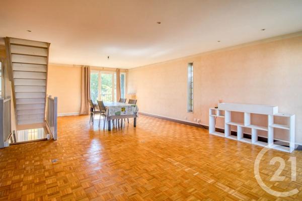 Maison à vendre  6 pièces - 118,99 m 2   ERMONT  - 95