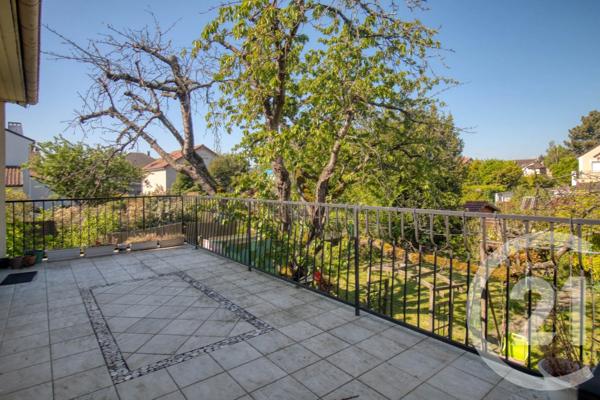 Maison à vendre  6 pièces - 118,99 m 2   ERMONT  - 95