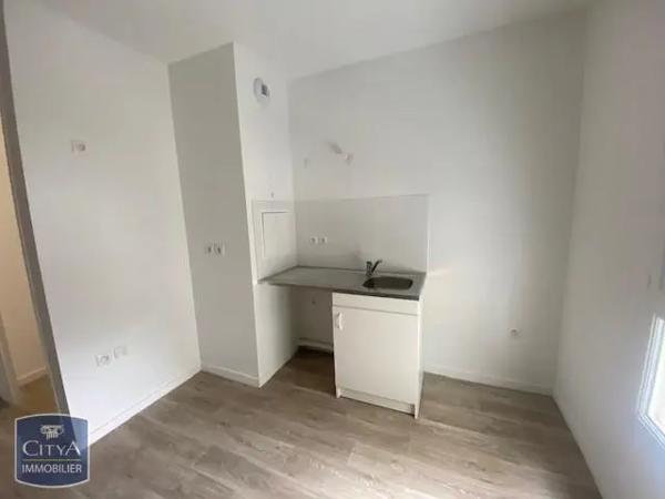 Appartement à louer 3 pièces 59.19m² Bondy (93140)