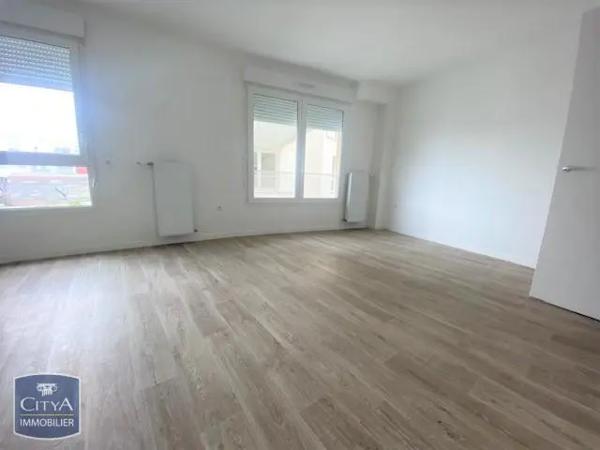 Appartement à louer 3 pièces 59.19m² Bondy (93140)