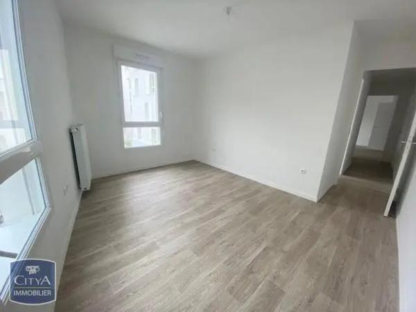 Appartement à louer 3 pièces 59.19m² Bondy (93140)