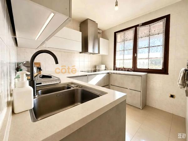 Vente
                Maison110 m² - 5 Pièces -
                    BOBIGNY (93000)