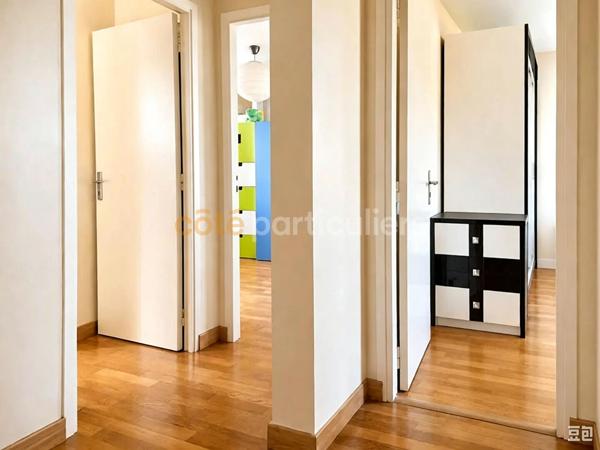 Vente
                Maison110 m² - 5 Pièces -
                    BOBIGNY (93000)