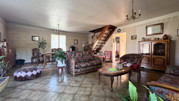 Maison Corbeil Essonnes 6 pièce(s) 97,64 m2