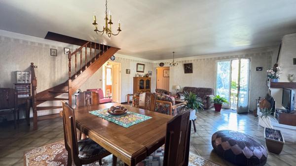 Maison Corbeil Essonnes 6 pièce(s) 97,64 m2