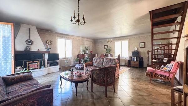 Maison Corbeil Essonnes 6 pièce(s) 97,64 m2