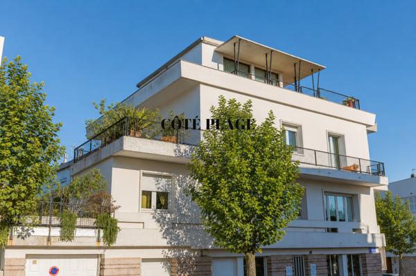 ANCIEN HÔTEL PARTICULIER AVEC ROOFTOP REMARQUABLE DES ANNÉES 50 AU PRIX DE 895 000 € HAI