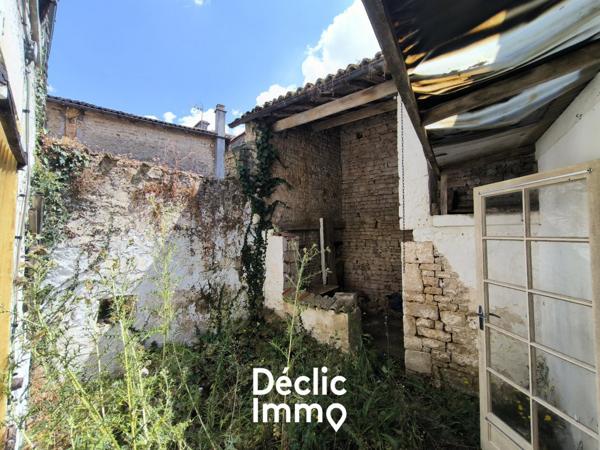 Vente maison à rénover Celles sur belle, 106m² 4 pièces 85 000€ avec terrasse