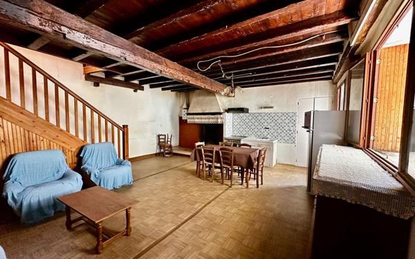 Maison à vendre    3 pièces •  Mosset