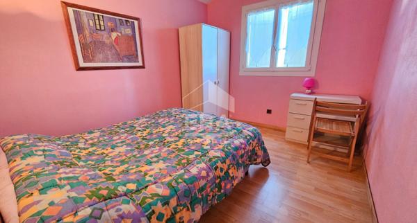 Canet-en-Roussillon : maison 3 faces à vendre avec jardin et stationnement