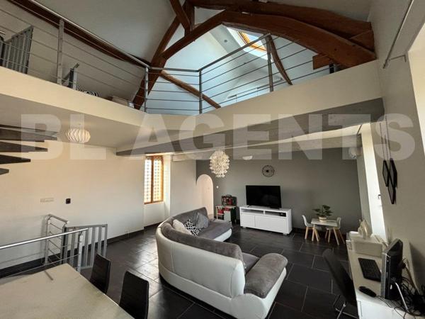 Bien atypique F5 / 150 m2 + potentiel et grande dépendances (70 m2)