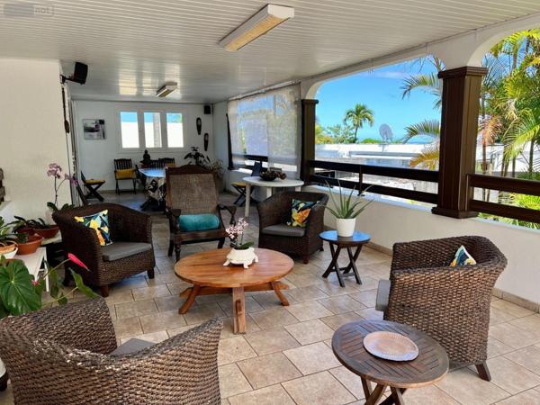 Maison individuelle à vendre à Saint-Pierre à la Réunion (97410), ref : 97404/18   
Condé concession