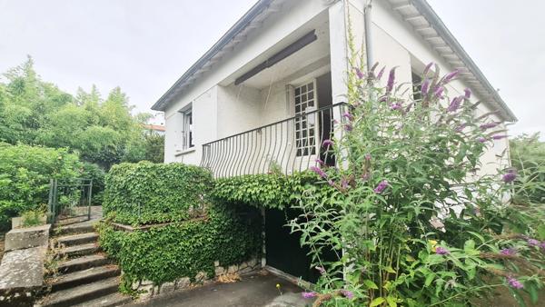 🏡 Maison non mitoyenne avec beau jardin – à 20 min à pied du centre-ville de Niort