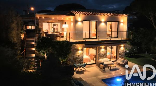 Maison à vendre 5 pièces 165 m² Sainte-Maxime