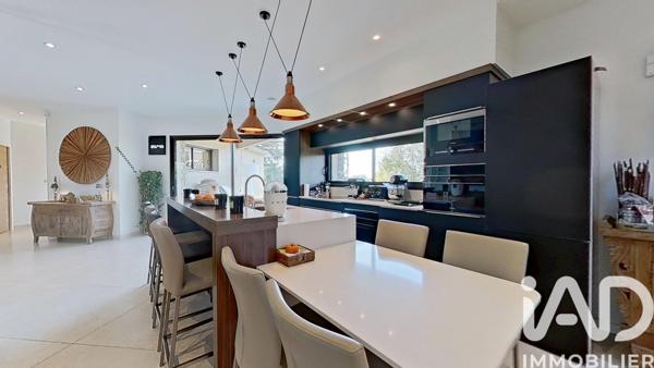 Maison à vendre 5 pièces 165 m² Sainte-Maxime