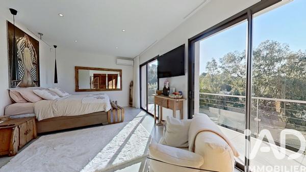 Maison à vendre 5 pièces 165 m² Sainte-Maxime