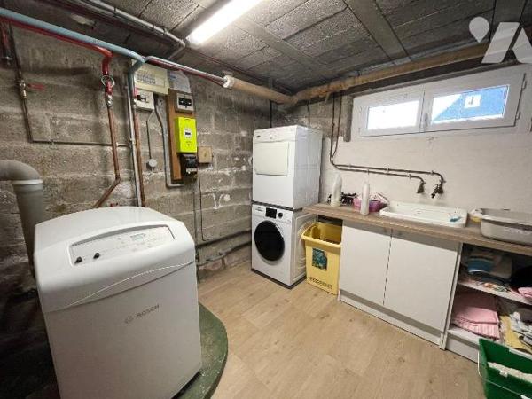 Maison à vendre à Lannion (22300) en Côtes-d'Armor (22)

Annonce de vente : maison située à L...