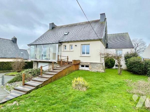 Maison à vendre à Lannion (22300) en Côtes-d'Armor (22)

Annonce de vente : maison située à L...