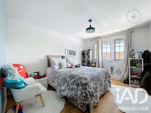 Maison à vendre 7 pièces 225 m² Saint-Michel-sur-Orge