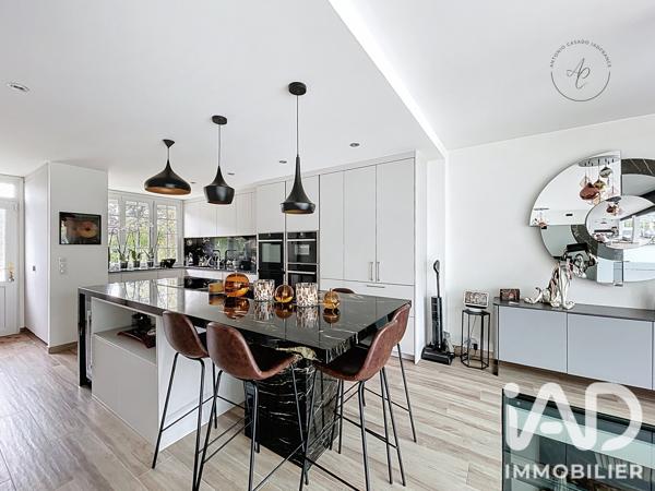Maison à vendre 7 pièces 225 m² Saint-Michel-sur-Orge