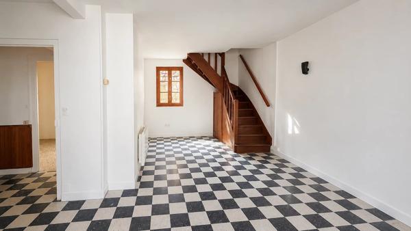 Vente                                                      Maison
                        
                     4 pièces                      86 m2                     à Aubigny-sur-Nère