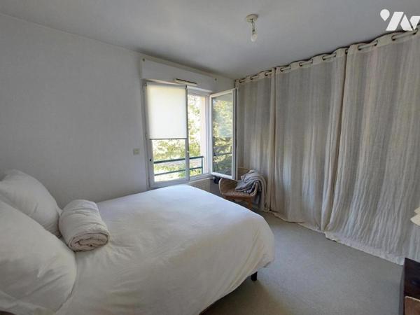 A VENDRE - APPARTEMENT BALCON GARAGE - CHANGE 